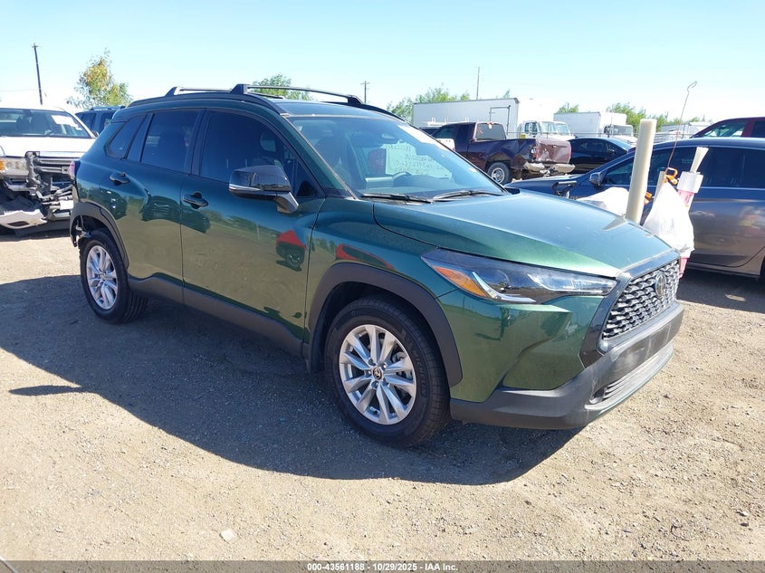 TOYOTA COROLLA CROSS LE