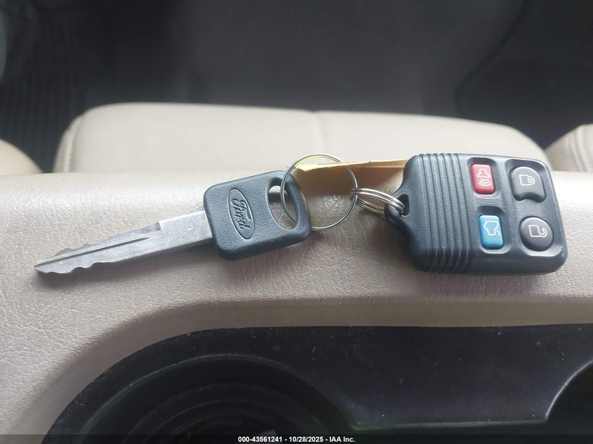 2007 Ford F-350 Lariat/Xl/Xlt VIN: 1FTWW31P87EA54200 Lot: 43561241