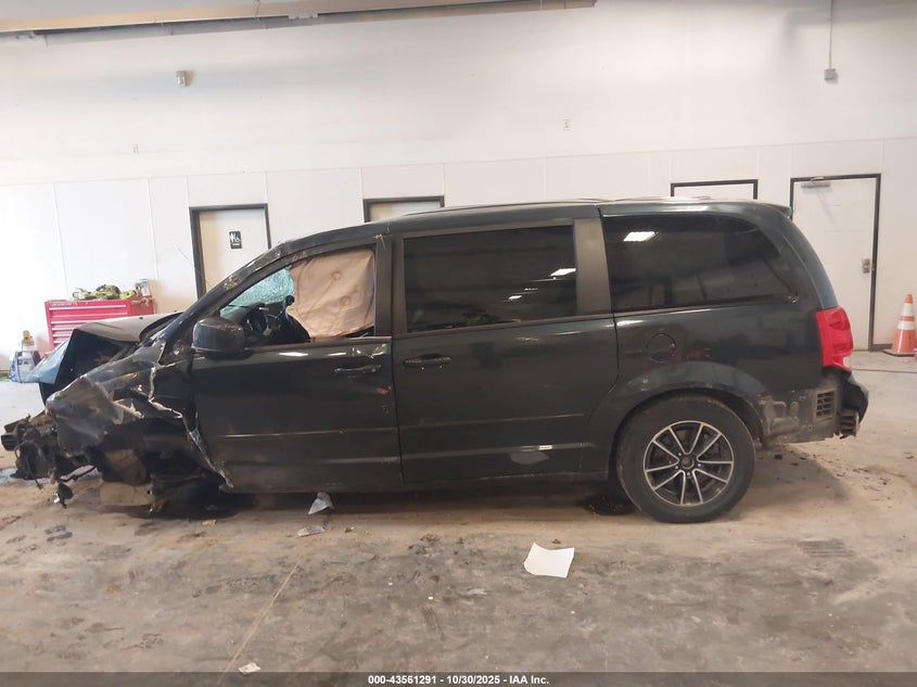 2014 Dodge Grand Caravan Sxt VIN: 2C4RDGCG1ER468779 Lot: 43561291