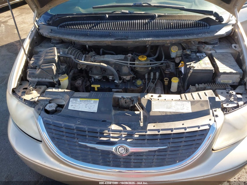 2C4GP54L53R340007 2003 CHRYSLER TOWN & COUNTRY photo no. 10