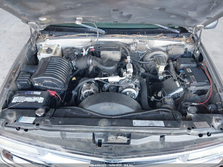 1999 Chevrolet Suburban 1500 Lt VIN: 1GNFK16R0XJ516287 Lot: 43561423