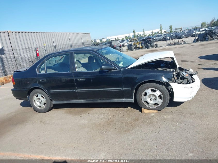 1998 Honda Civic Lx VIN: 1HGEJ6679WL037437 Lot: 43561518