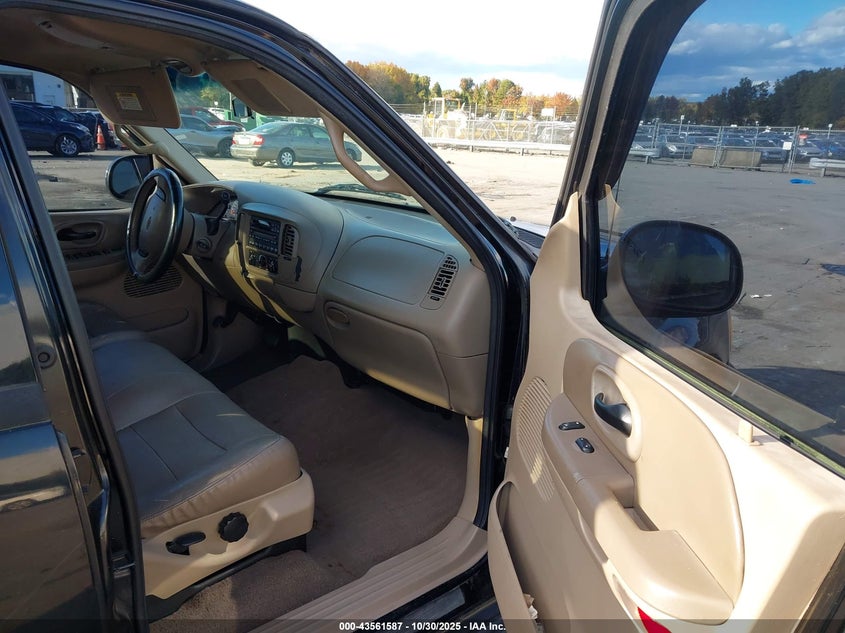 1FTRW076X2KB49328 2002 FORD F-150 photo no. 5