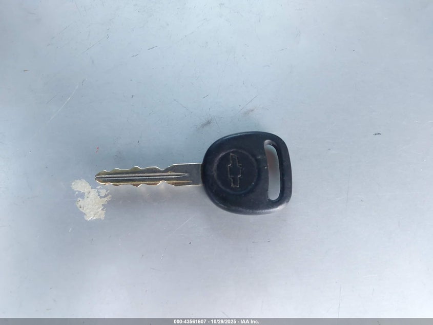 2001 Chevrolet Suburban 1500 Lt VIN: 1GNFK16T11J241063 Lot: 43561607