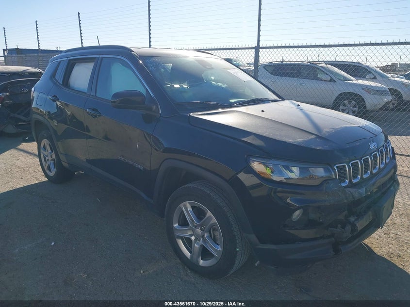 JEEP COMPASS LATITUDE 4X4