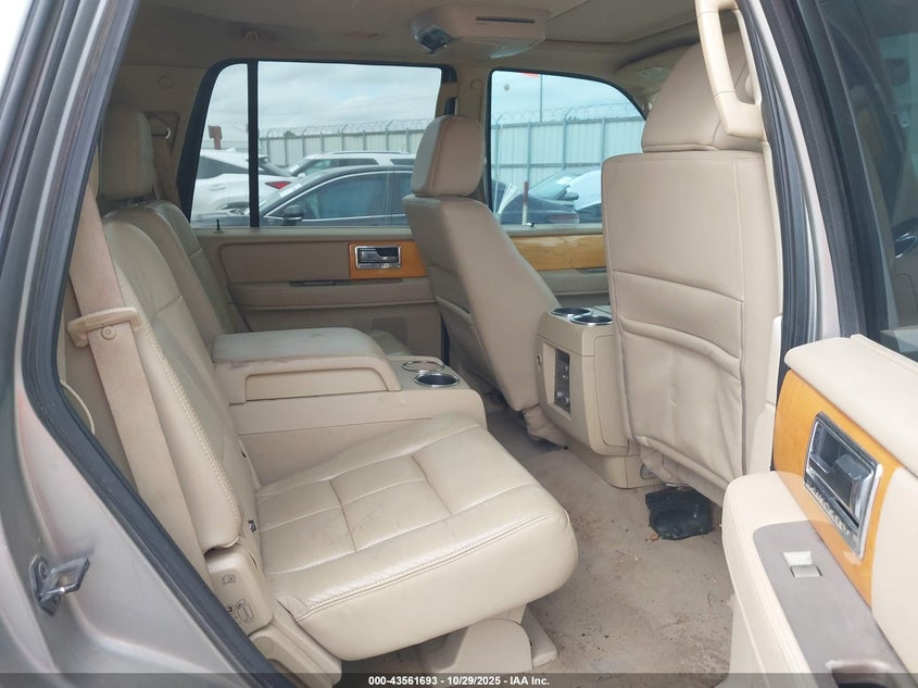 2008 Lincoln Navigator VIN: 5LMFU28508LJ11841 Lot: 43561693