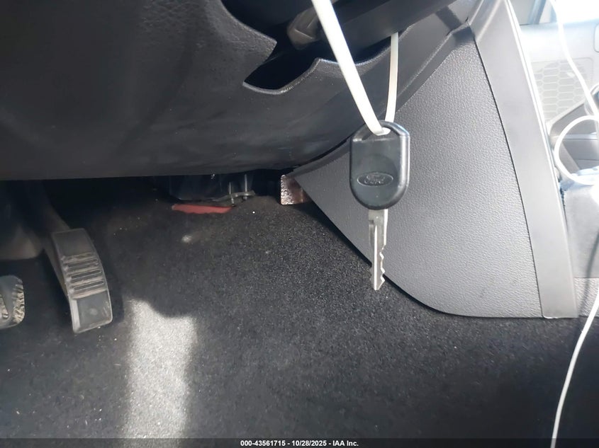 2006 Ford Mustang V6 VIN: 1ZVHT80N865119329 Lot: 43561715