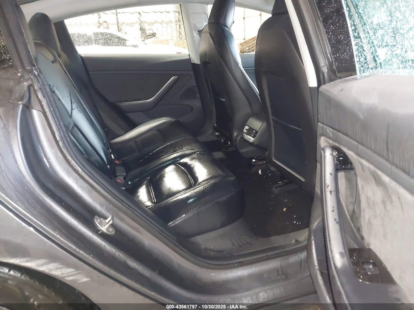 2018 Tesla Model 3 Long Range/Performance VIN: 5YJ3E1EB7JF066160 Lot: 43561797