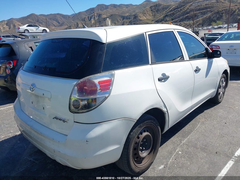 2T1KR32EX8C710811 2008 TOYOTA MATRIX photo no. 4