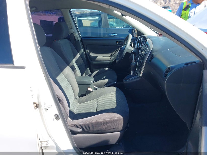 2T1KR32EX8C710811 2008 TOYOTA MATRIX photo no. 5