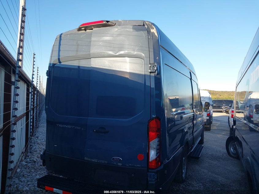 2019 Ford Transit-250 VIN: 1FTYR3XM9KKB32863 Lot: 43561879