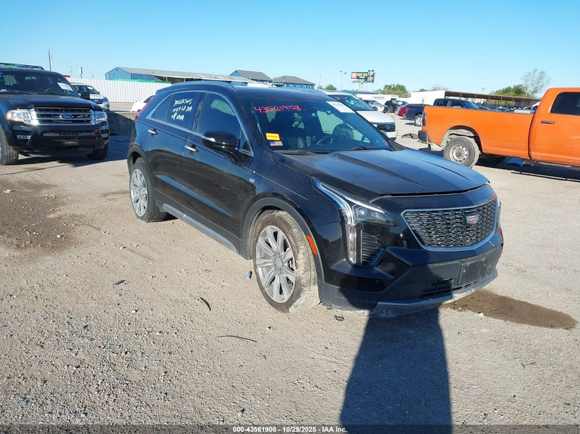 CADILLAC XT4 FWD PREMIUM LUXURY