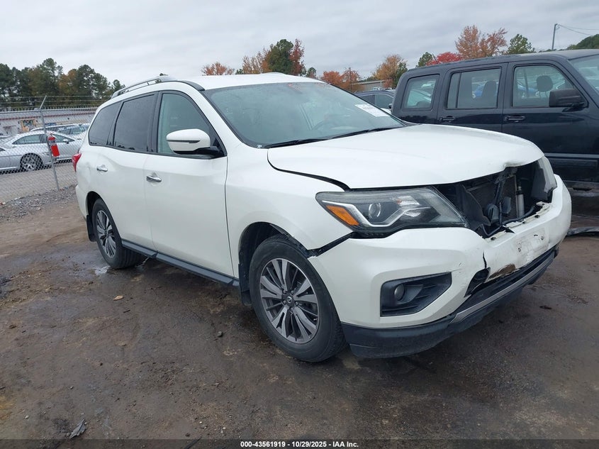 NISSAN PATHFINDER SV