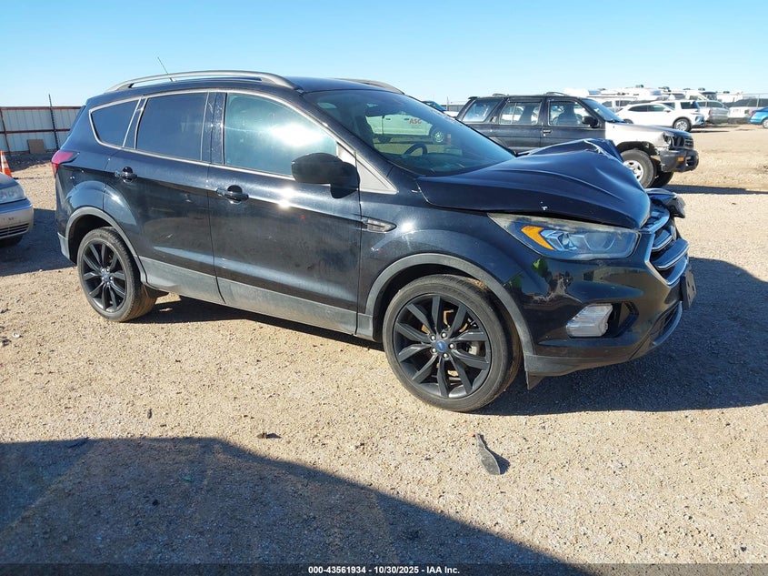 FORD ESCAPE SE