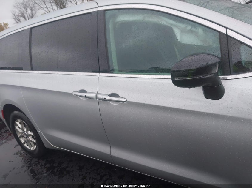 2024 Chrysler Pacifica Touring L VIN: 2C4RC1BG6RR180649 Lot: 43561980