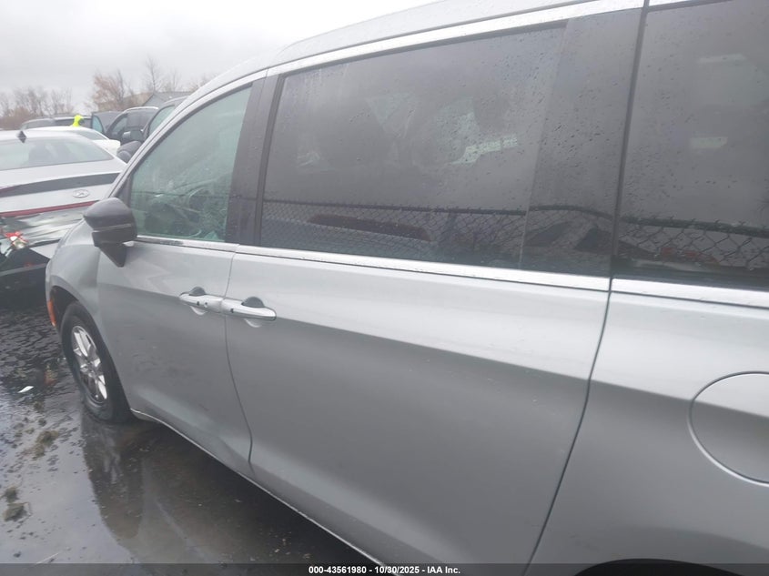 2024 Chrysler Pacifica Touring L VIN: 2C4RC1BG6RR180649 Lot: 43561980