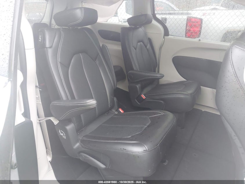 2024 Chrysler Pacifica Touring L VIN: 2C4RC1BG6RR180649 Lot: 43561980