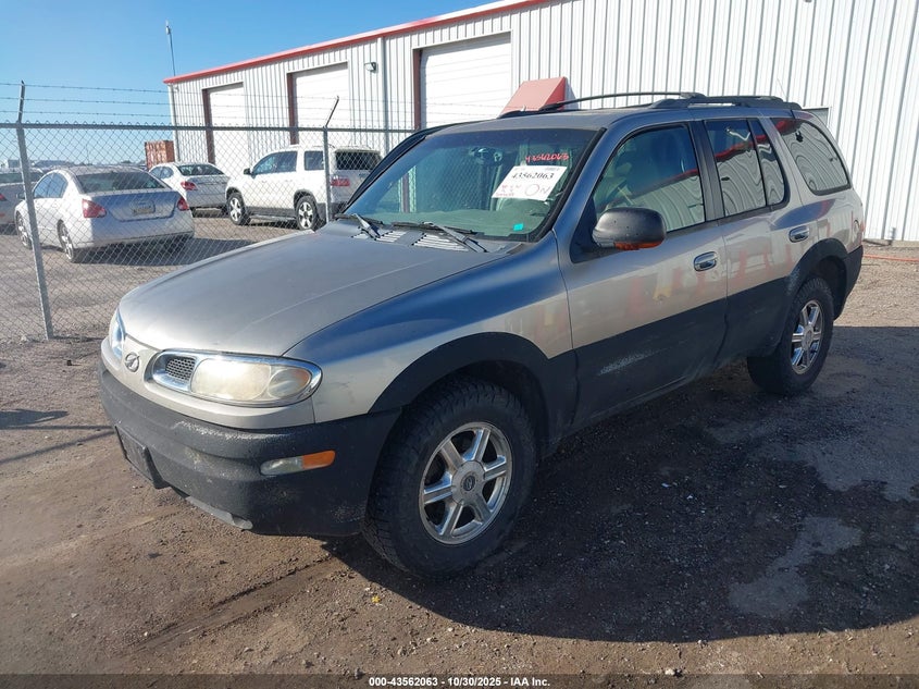 1GHDT13S822238398 2002 OLDSMOBILE BRAVADA photo no. 2