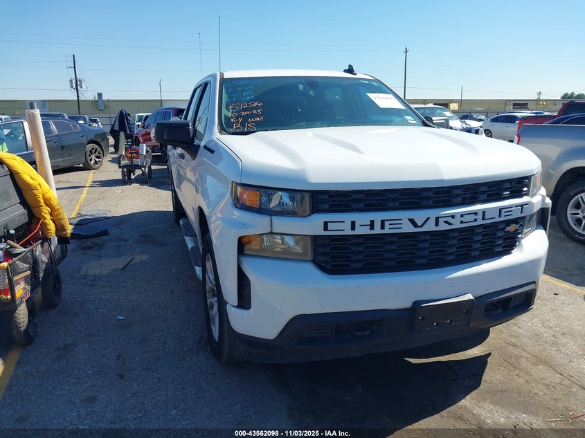 CHEVROLET SILVERADO 1500 4WD SHORT BED CUSTOM