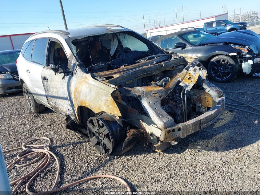 CHEVROLET TRAVERSE LT