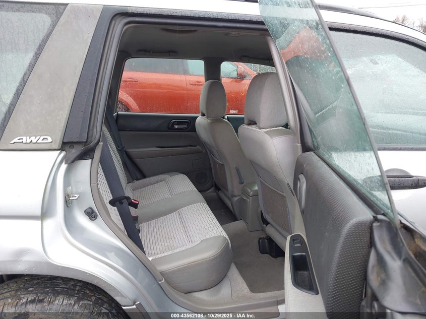 2004 Subaru Forester 2.5Xs VIN: JF1SG65604H721338 Lot: 43562108