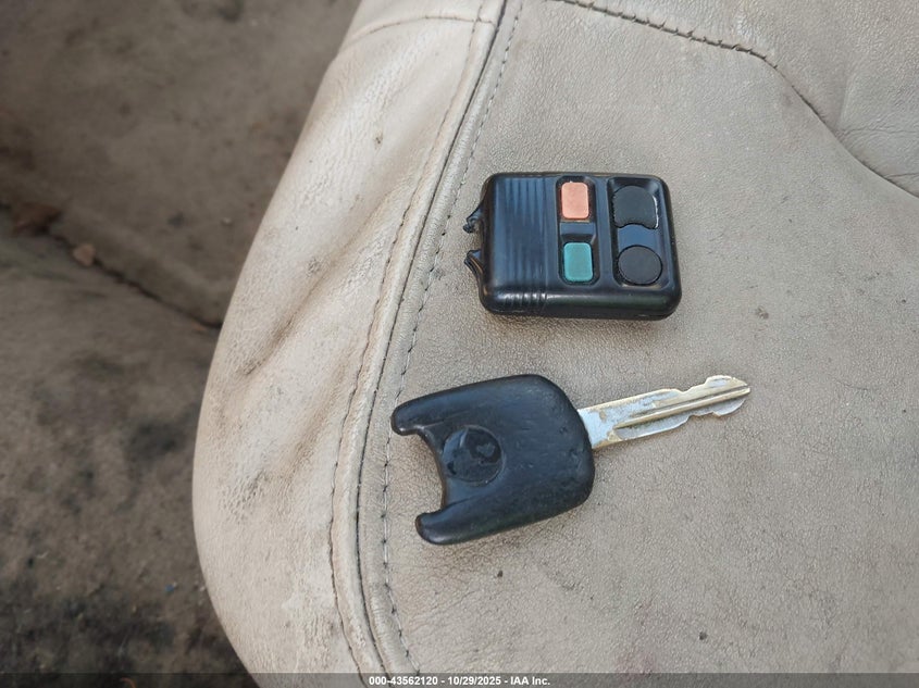 2009 Mercury Grand Marquis Ls (Fleet Only) VIN: 2MEHM75V29X615375 Lot: 43562120