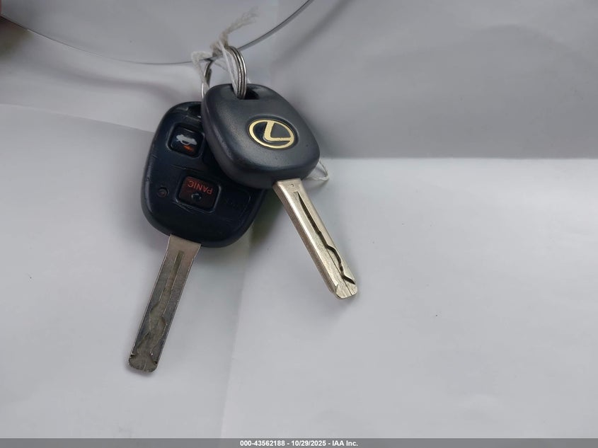 2002 Lexus Sc 430 VIN: JTHFN48Y320021830 Lot: 43562188