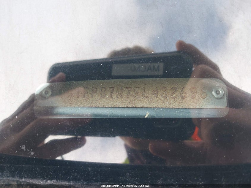 1985 Chevrolet Camaro VIN: 1G1FP87H7FL432696 Lot: 43562191