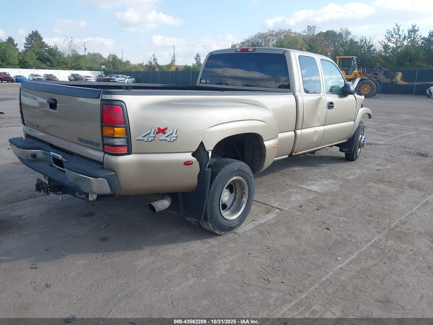 1GCJK39UX5E215353 2005 CHEVROLET SILVERADO photo no. 4