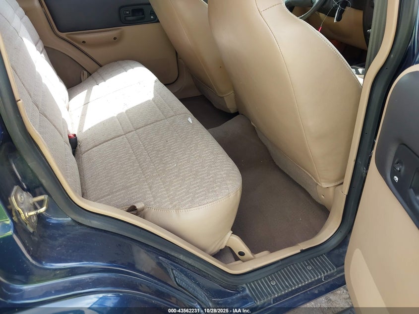 2001 Jeep Cherokee Sport VIN: 1J4FT48S61L550733 Lot: 43562231