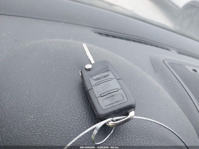 2009 Volkswagen Rabbit S VIN: WVWAA71K99W067751 Lot: 43562265