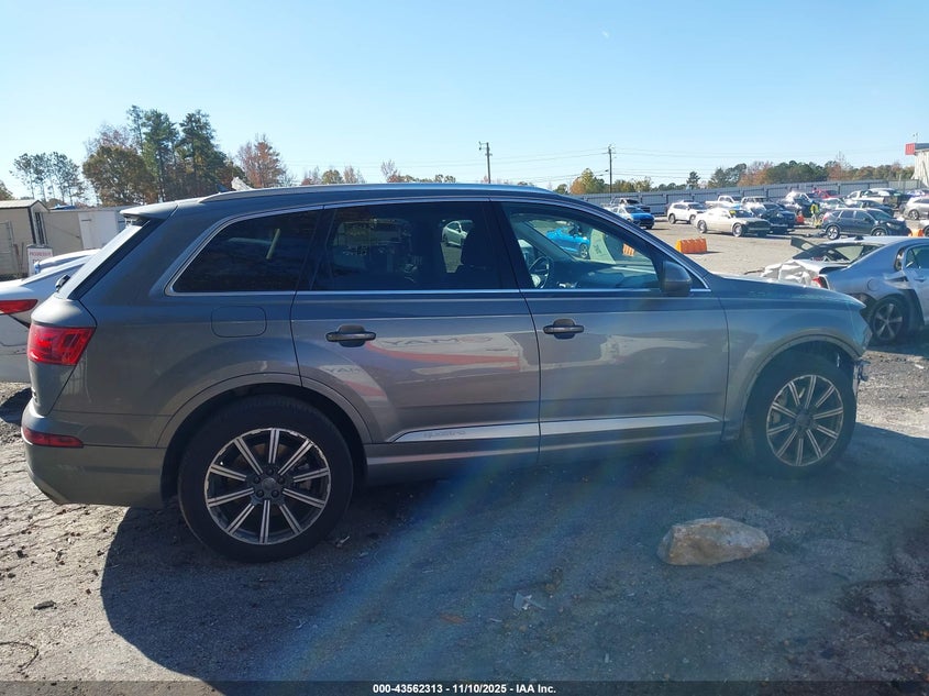 2017 Audi Q7 3.0T Premium VIN: WA1LAAF79HD016314 Lot: 43562313