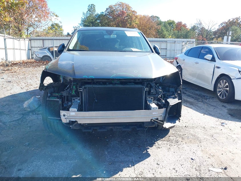 2017 Audi Q7 3.0T Premium VIN: WA1LAAF79HD016314 Lot: 43562313