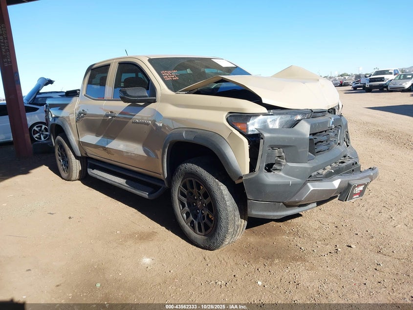 CHEVROLET COLORADO 4WD SHORT BOX TRAIL BOSS