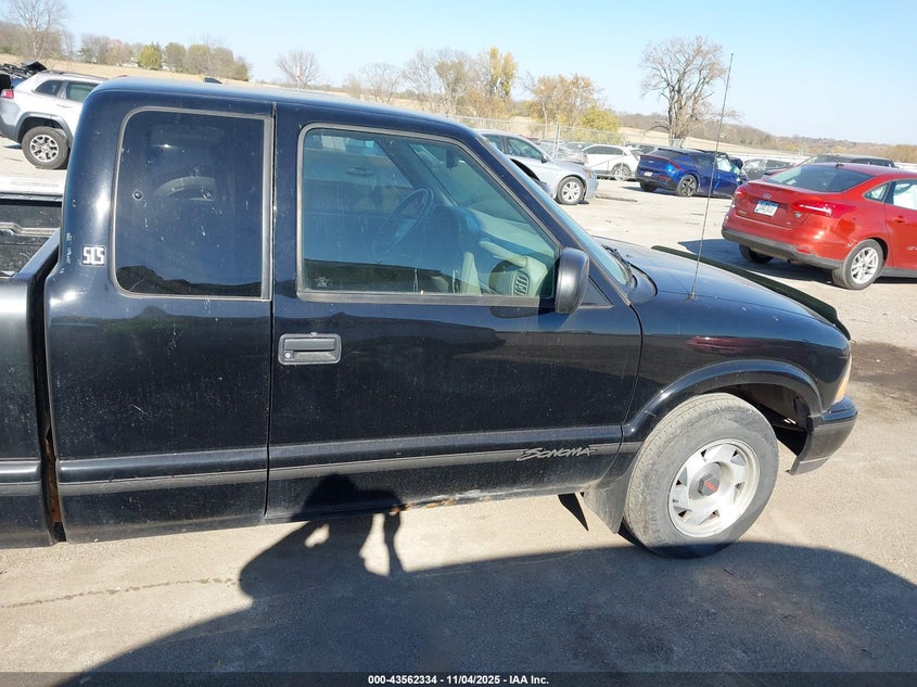 1998 GMC Sonoma Sls VIN: 1GTCS19X8W8539652 Lot: 43562334