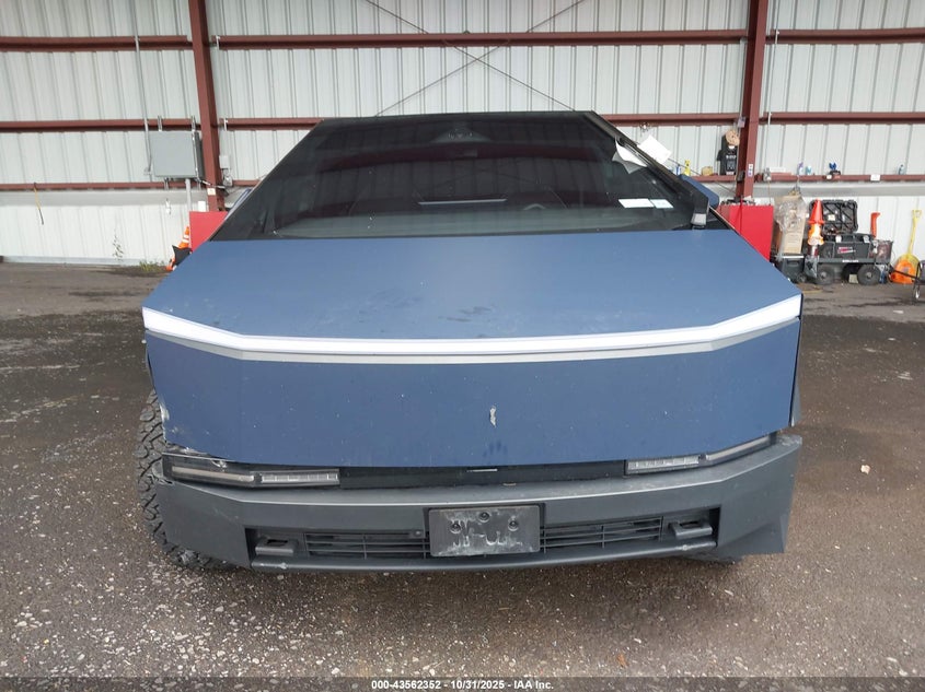 2024 Tesla Cybertruck All-Wheel Drive VIN: 7G2CEHED7RA011398 Lot: 43562352