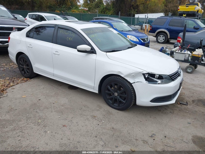 2013 VOLKSWAGEN JETTA 2.5L SE - 3VWDX7AJ3DM399984