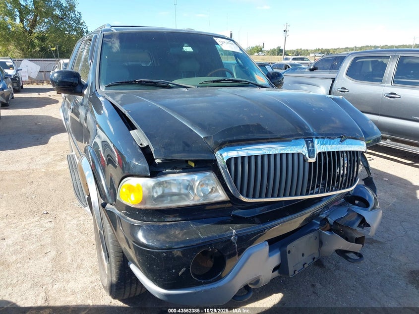 2001 Lincoln Navigator VIN: 5LMFU28A91LJ04177 Lot: 43562385