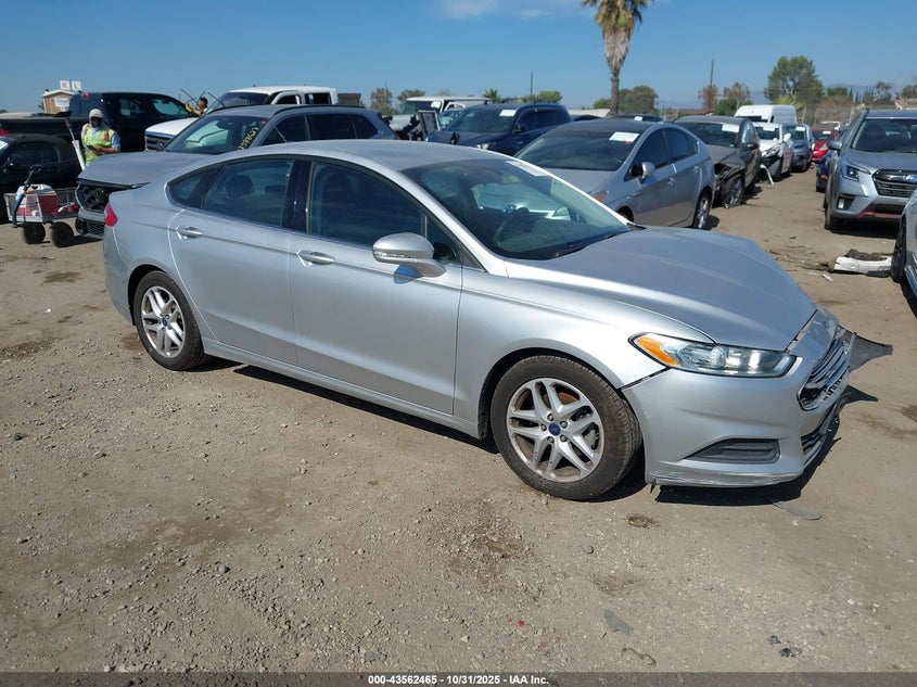 FORD FUSION SE