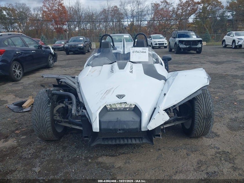 2021 Polaris Slingshot S With Technology Package VIN: 57XAATHD8M8147563 Lot: 43562466