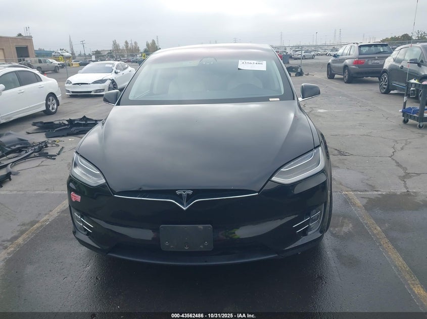 2017 Tesla Model X 100D/75D/90D VIN: 5YJXCBE27HF079059 Lot: 43562486