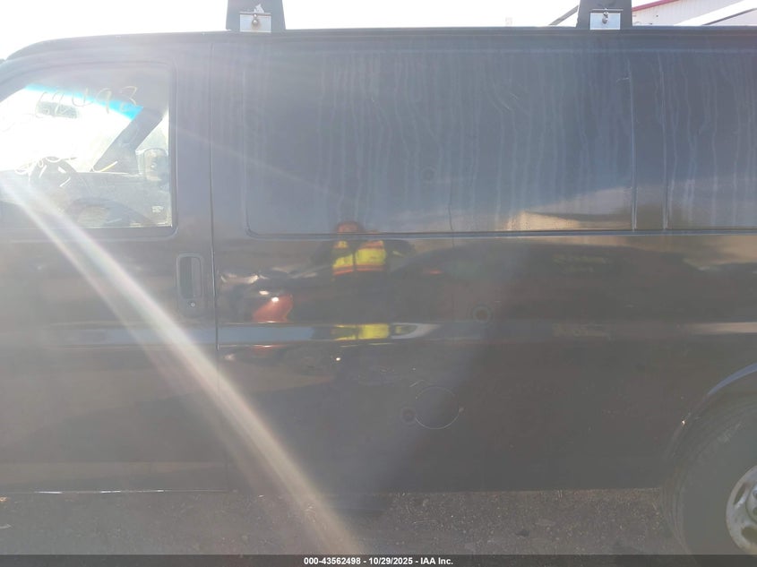 2006 Chevrolet Express Work Van VIN: 1GCHG35U261162324 Lot: 43562498