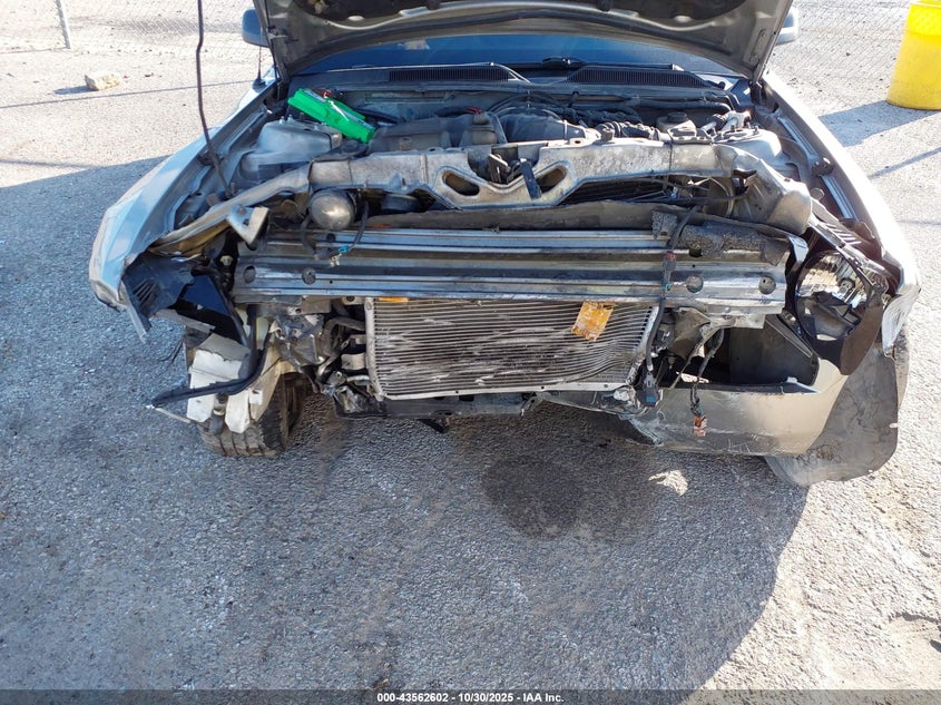 2008 Ford Mustang V6 Deluxe/V6 Premium VIN: 1ZVHT80NX85121988 Lot: 43562602