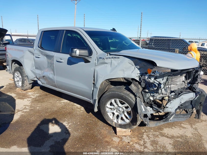 CHEVROLET SILVERADO 1500 2WD SHORT BED RST