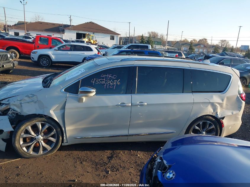 2017 Chrysler Pacifica Limited VIN: 2C4RC1GG2HR564807 Lot: 43562686