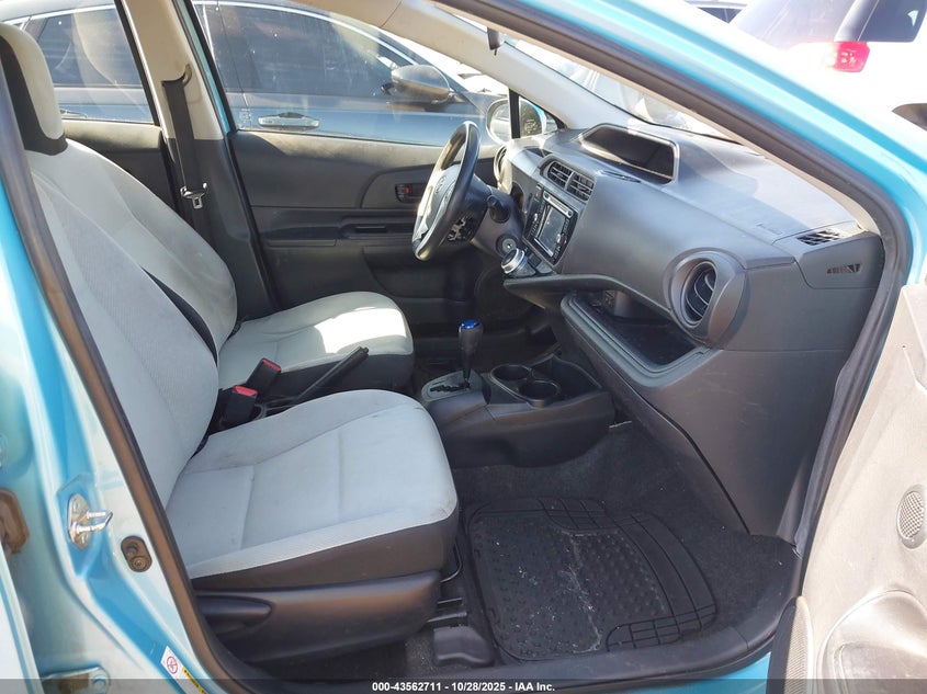 2016 Toyota Prius C One VIN: JTDKDTB32G1122577 Lot: 43562711