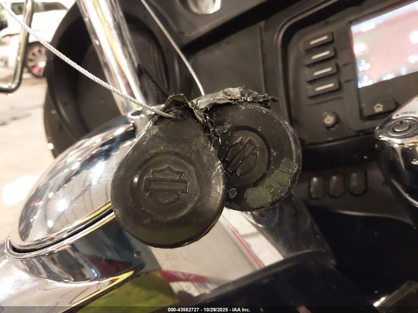 2018 Harley-Davidson Flhx Street Glide VIN: 1HD1KBC14JB670265 Lot: 43562727