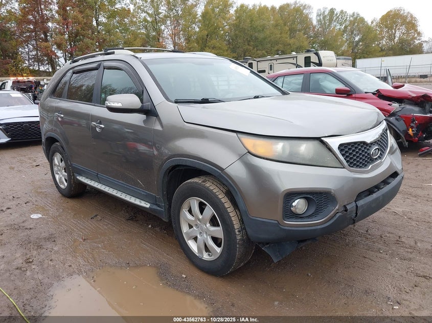KIA SORENTO LX