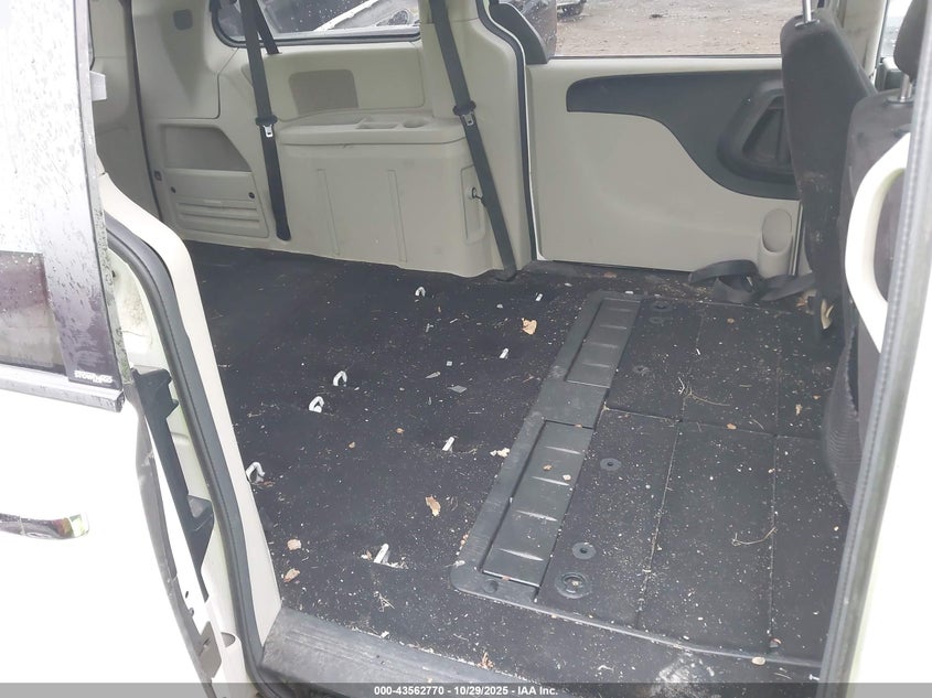 2013 Dodge Grand Caravan Sxt VIN: 2C4RDGCG0DR552266 Lot: 43562770