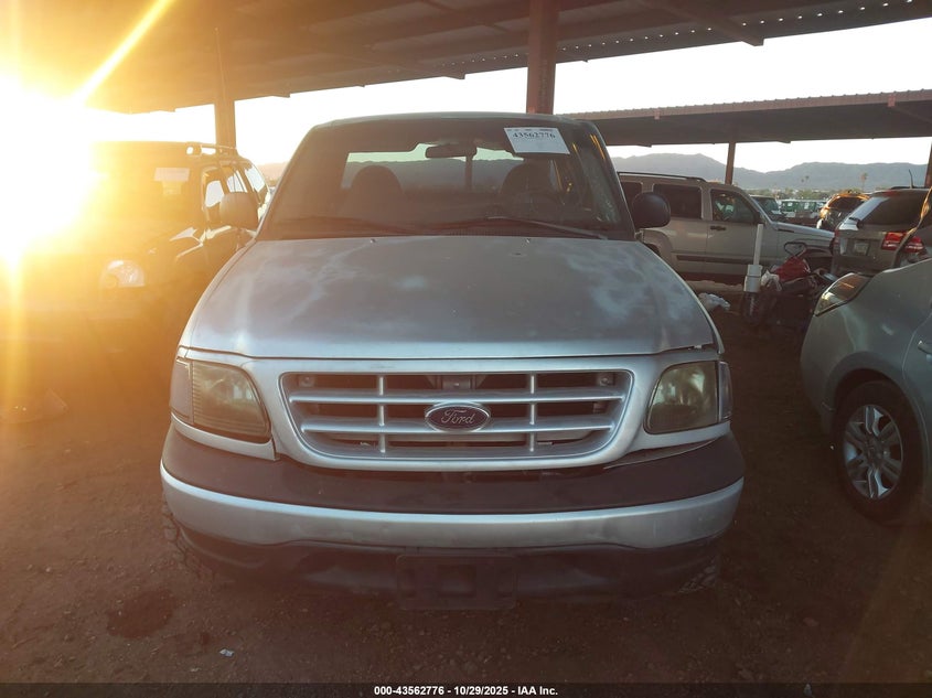 1999 Ford F-250 VIN: 1FTPF28W1XNC28281 Lot: 43562776